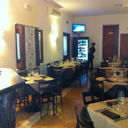 Szálloda Giulia Isola di Ustica