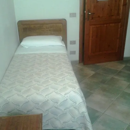 Szálloda Giulia Isola di Ustica